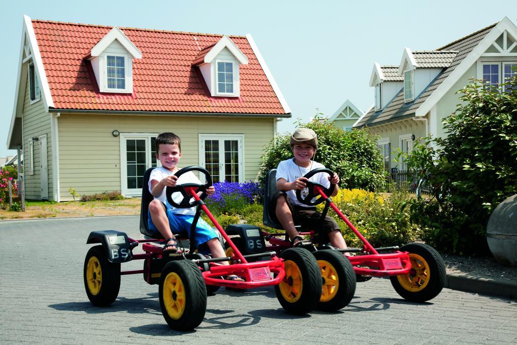 Roompot Duynparc De Heeren Van 'S Gravensande Naaldwijk Luaran gambar